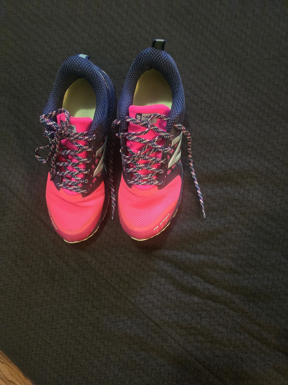 New Balance NITREL  Women's Athletic Shoes in Hot Pink and Navy ( Sporty)